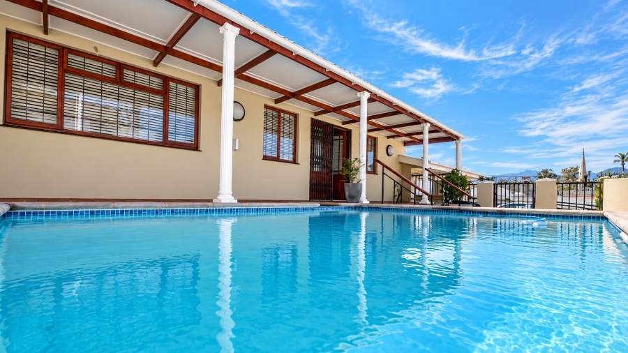4 Bedroom Property for Sale in Bertville Western Cape